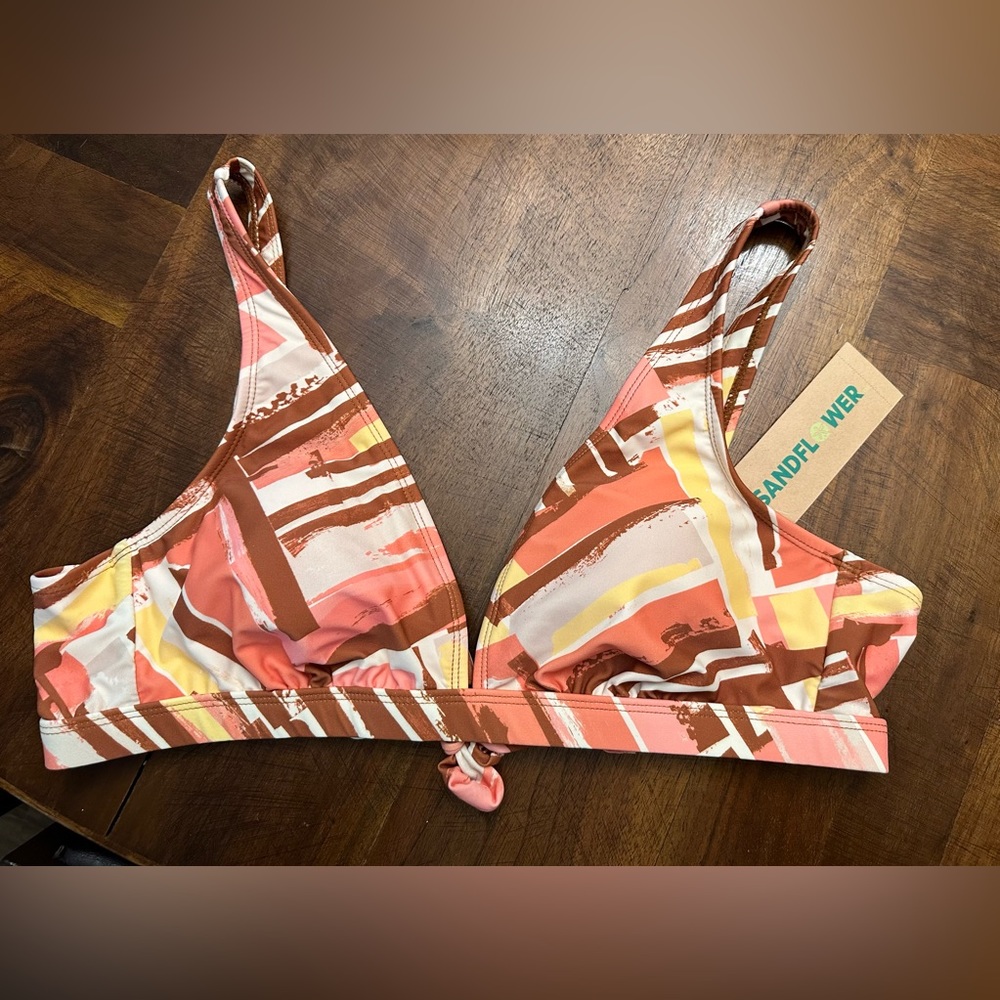 NWT Women’s Sandflower Bikini Top